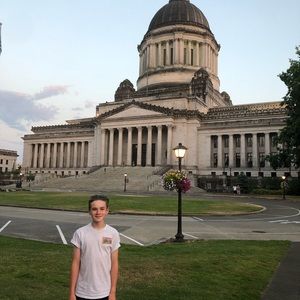 Meet your Posher, Ethan